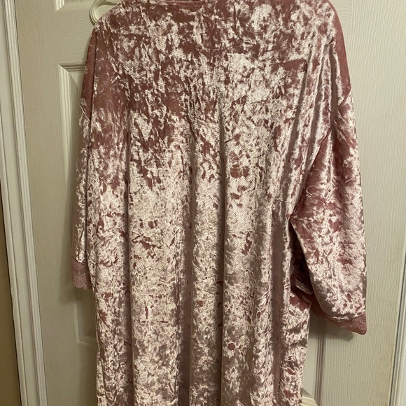 Crushed Velvet Nightie & Robe - Size S - Picture 4 of 4